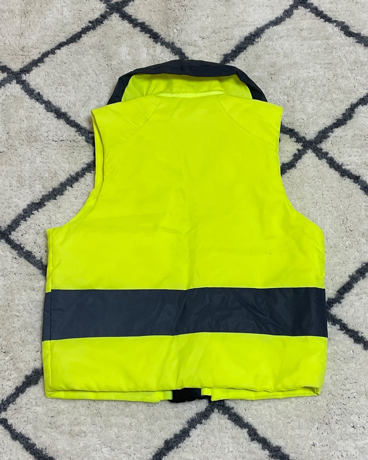 CYBERDOG】1990s cyber vest - メルカリ