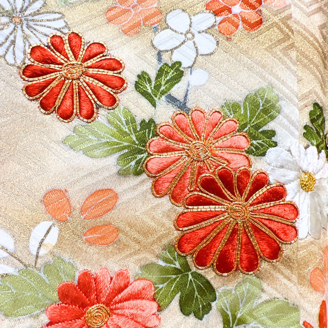 未着用 振袖 金駒刺繍 金彩 絞り 菊 松竹梅 晴れの日 着物 013b d ms