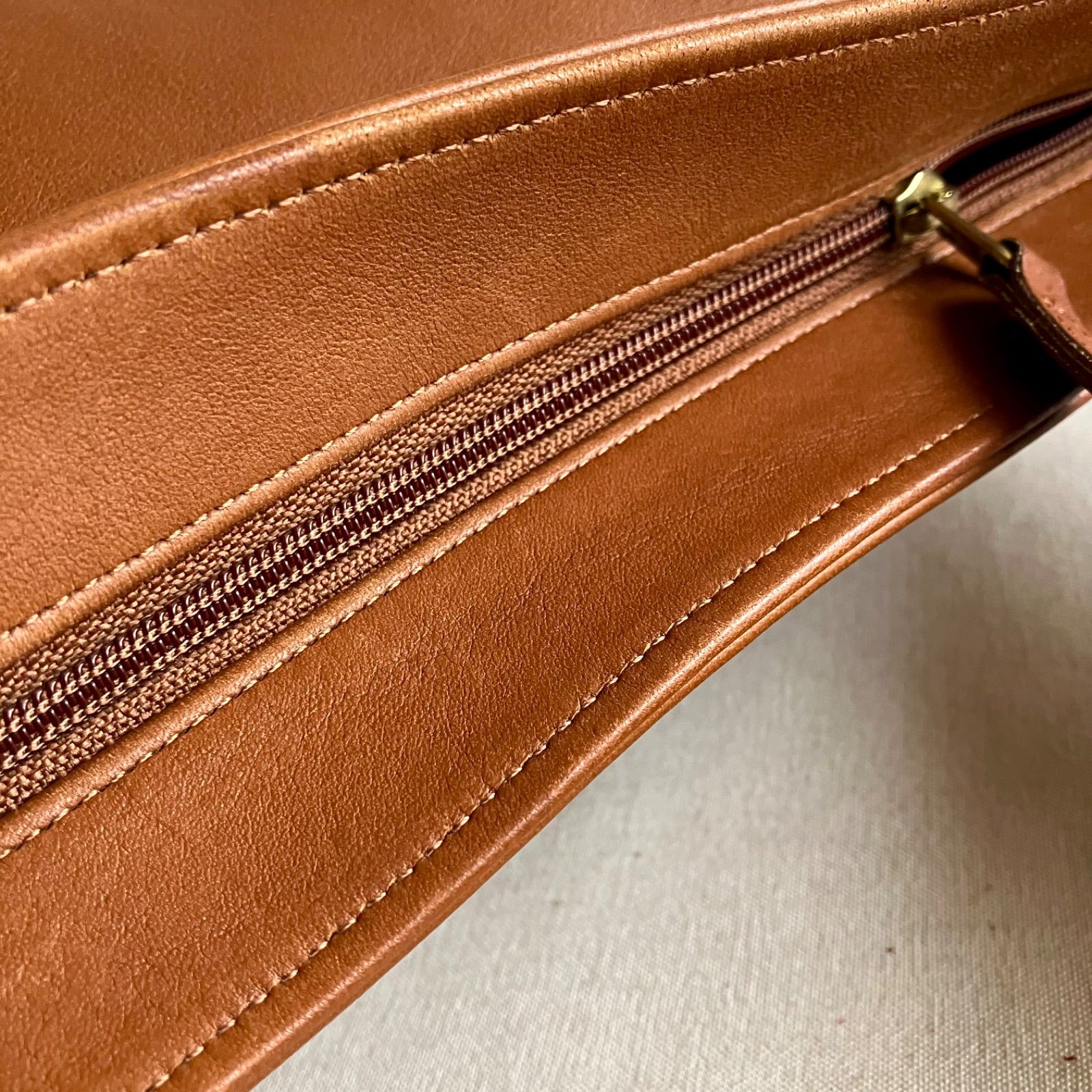 Vintage Coach Monterey Hobo British Tan Leather Shoulder Bag 