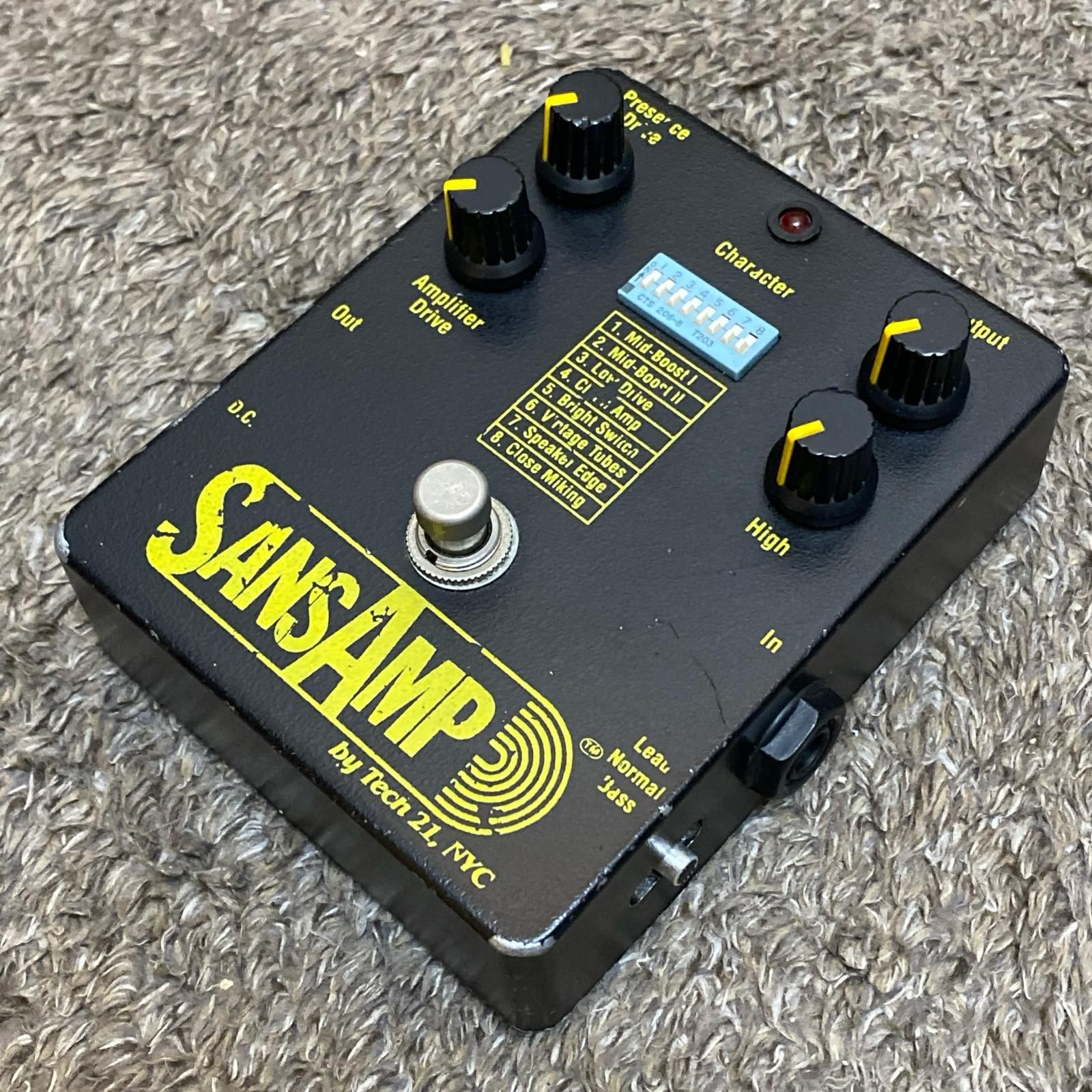【超希少】Tech21 SANSAMP Classic エフェクター 初期型 超希少】Tech21 SANSAMP Classic エフェクター 初期型