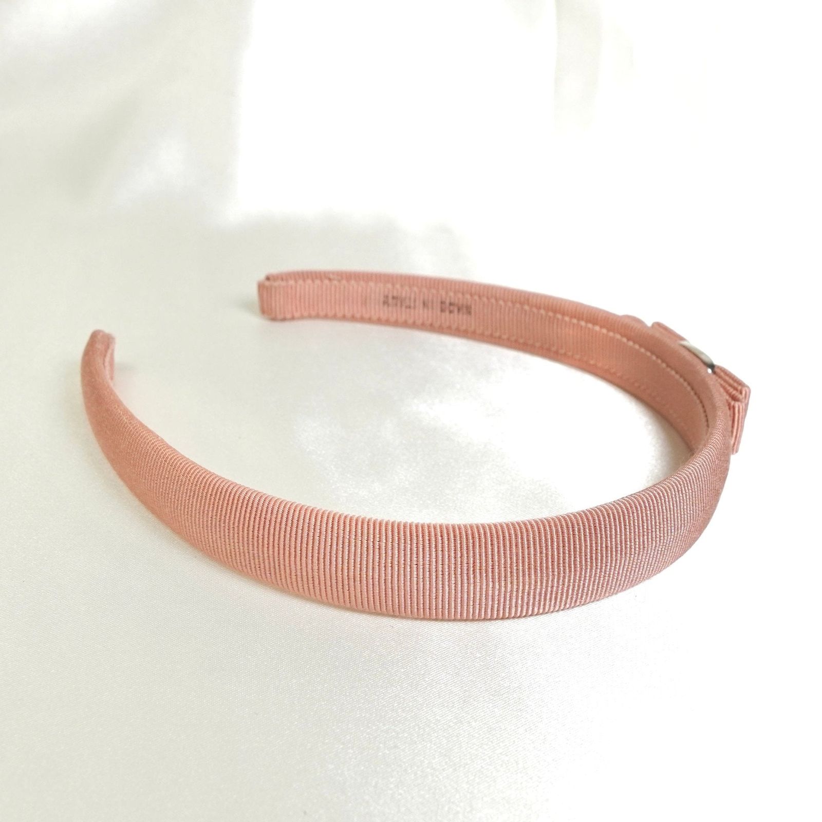 サルバトーレ フェラガモ ヴァラ リボン カチューシャ ピンク - メルカリ