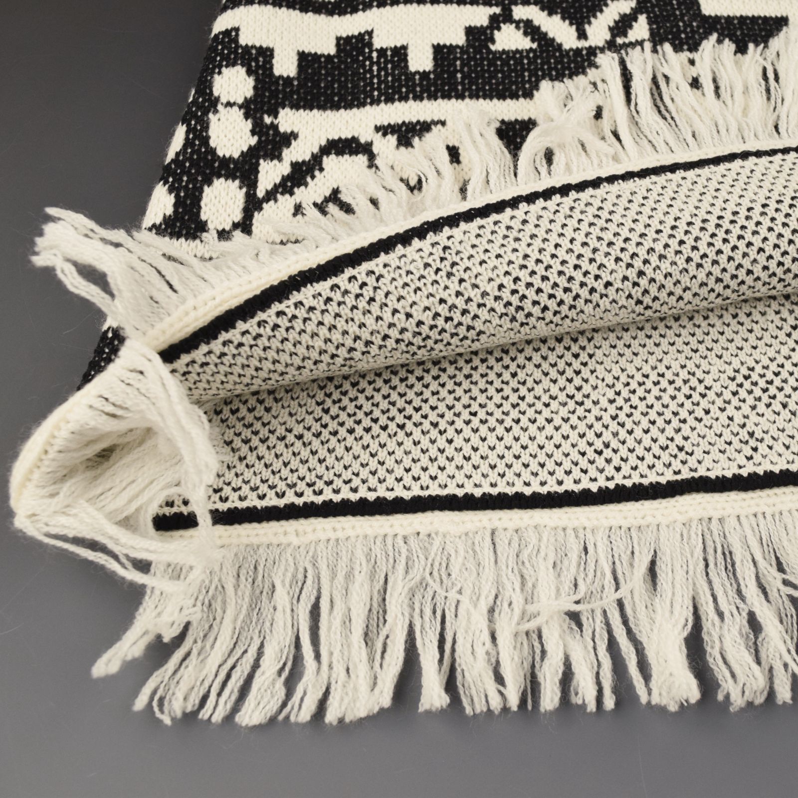 サイズ：1・M・新品】パーリーゲイツ 幾何学模様 フリンジスカート