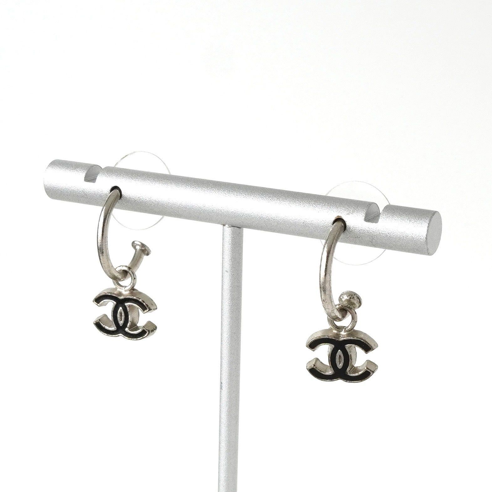 シャネル ココマーク フープピアス シルバー - メルカリ