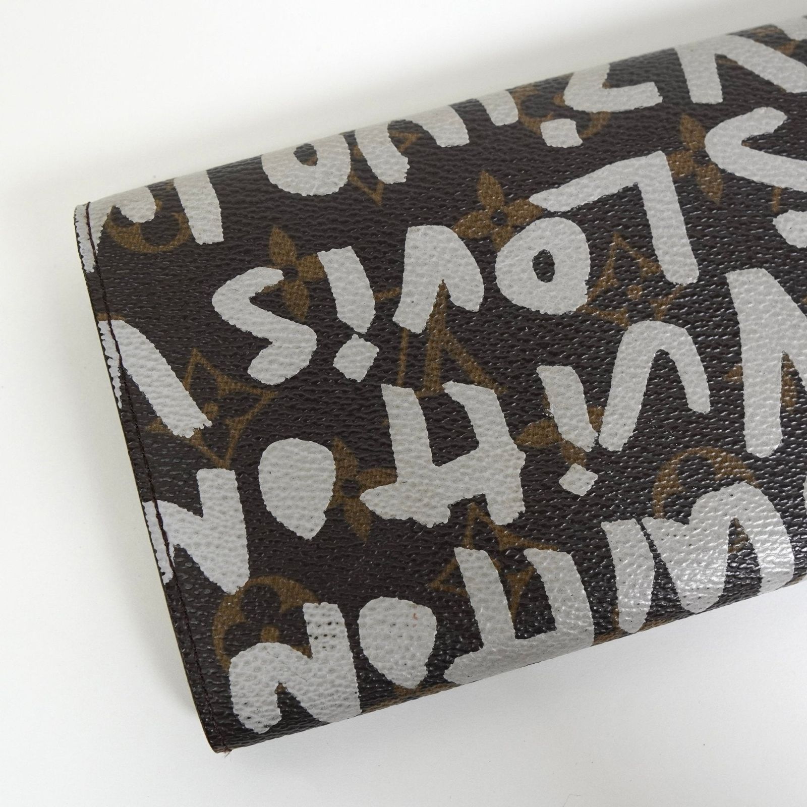 ルイ ヴィトン モノグラム グラフィティ ポシェット ポルトモネ