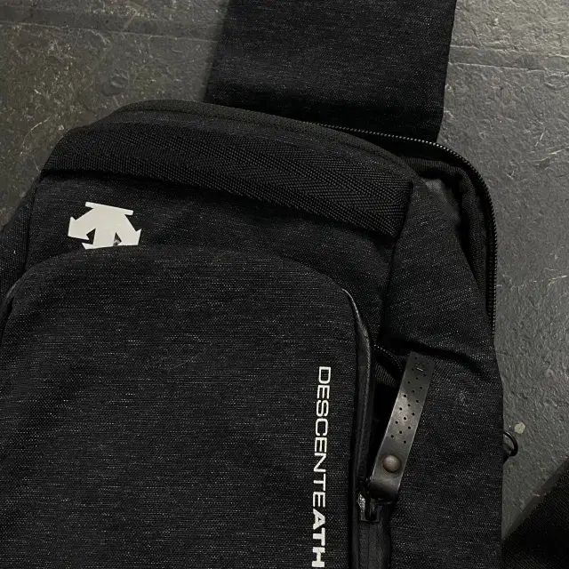 デサント ヒップバッグ