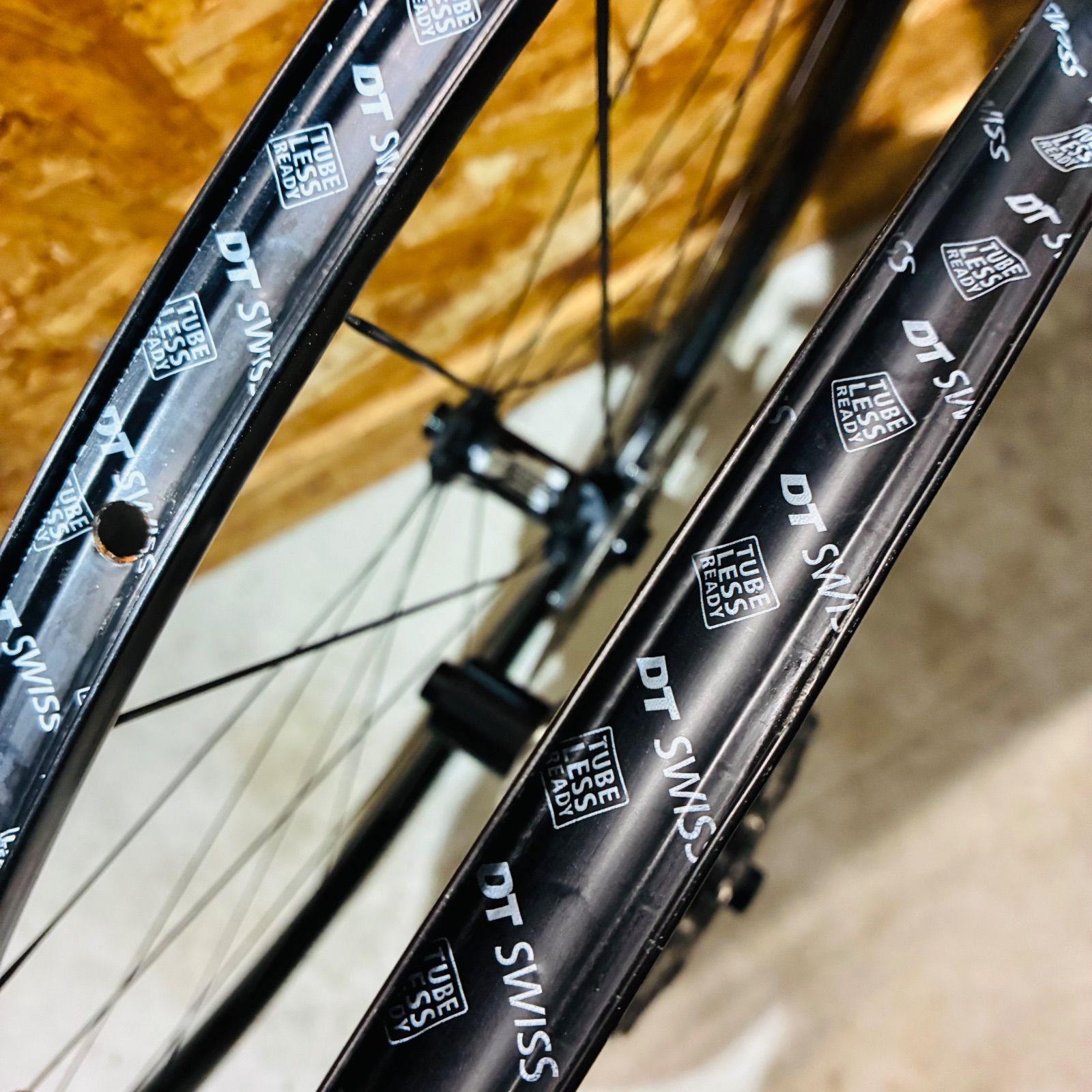 DT SWISS R23db 700C ホイール前後セット DT SWISS R23db 700C