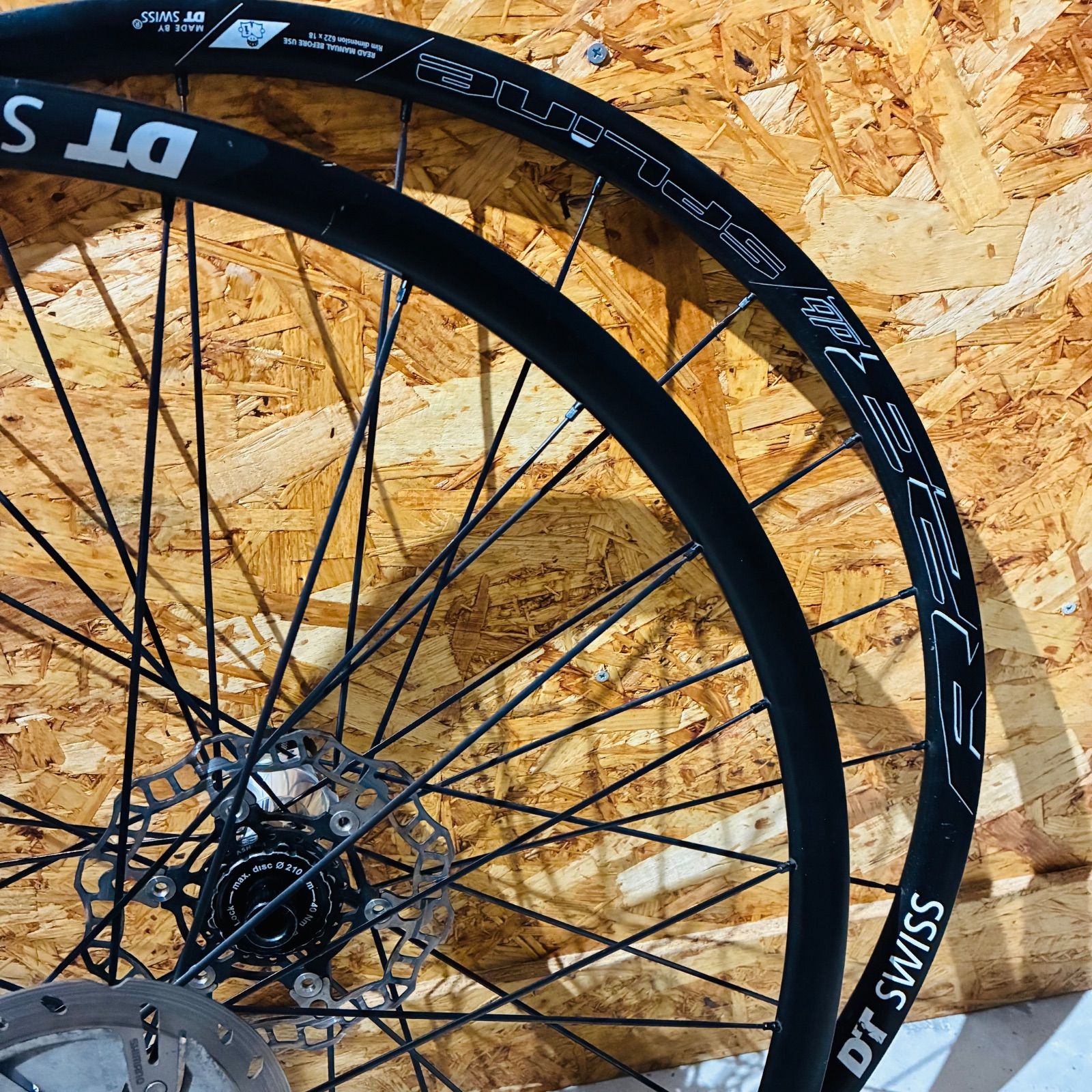 DT SWISS R23db 700C ホイール前後セット DT SWISS R23db 700C