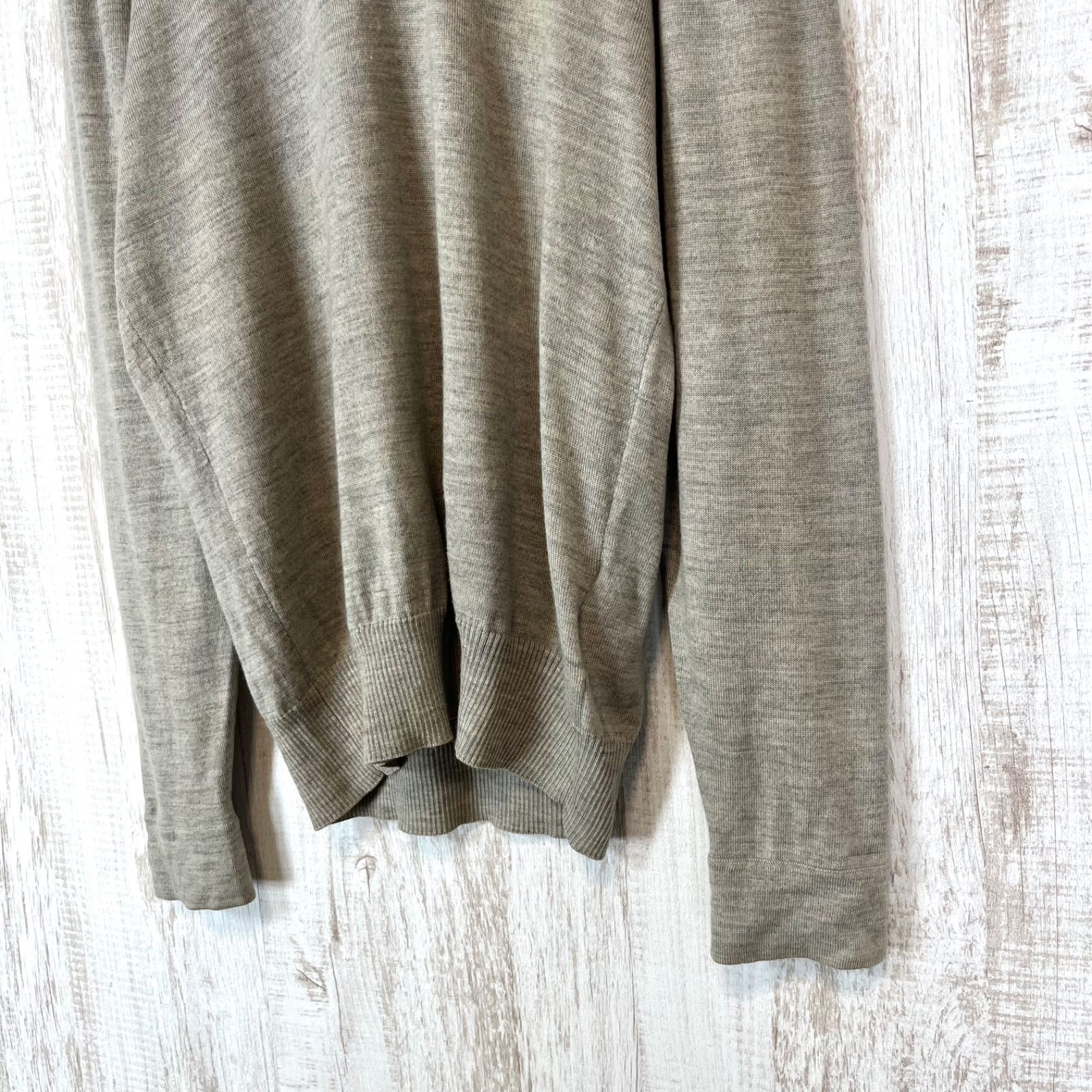 BURBERRY BLACK LABEL バーバリーブラックレーベル ホースロゴ刺繍 V 