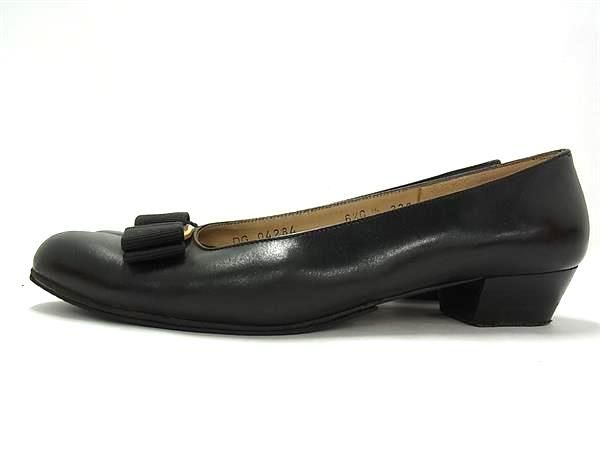 Salvatore Ferragamo フェラガモ ヴァラリボン レザー パンプス 表記