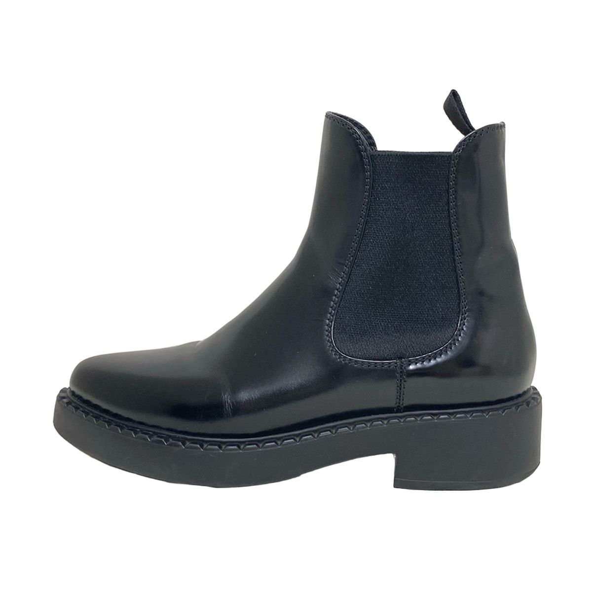 PRADA(プラダ) ショートブーツ 37 レディース - 黒 チェルシーブーツ 