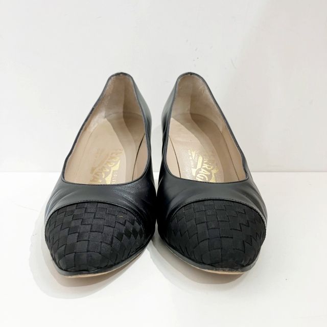 サルヴァトーレフェラガモ Salvatore Ferragamo パンプス ヒール
