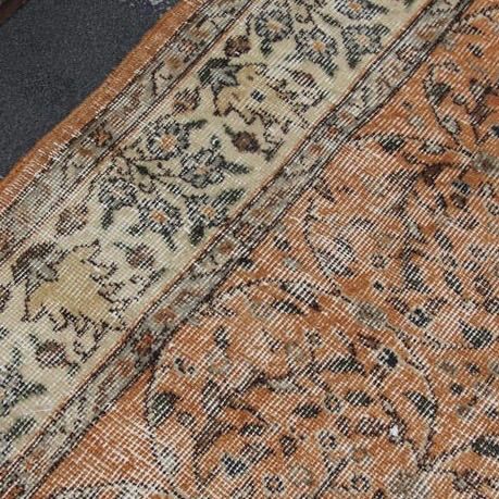 トルコヴィンテージラグ くすみレッド オリエントラグ ダブルフレーム