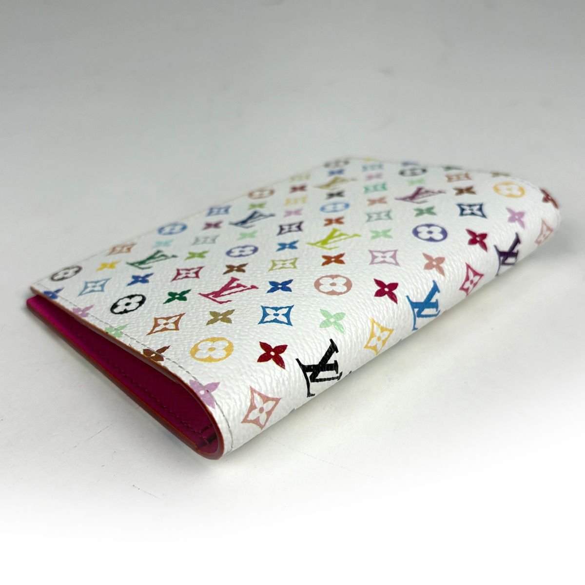 ルイ ヴィトン Louis Vuitton クーヴェルテュール パスポール LV TM 村上隆 パスポートケース 手帳 ブックカバー モノグラムマルチカラー ブロン ホワイト M 14178 レディース