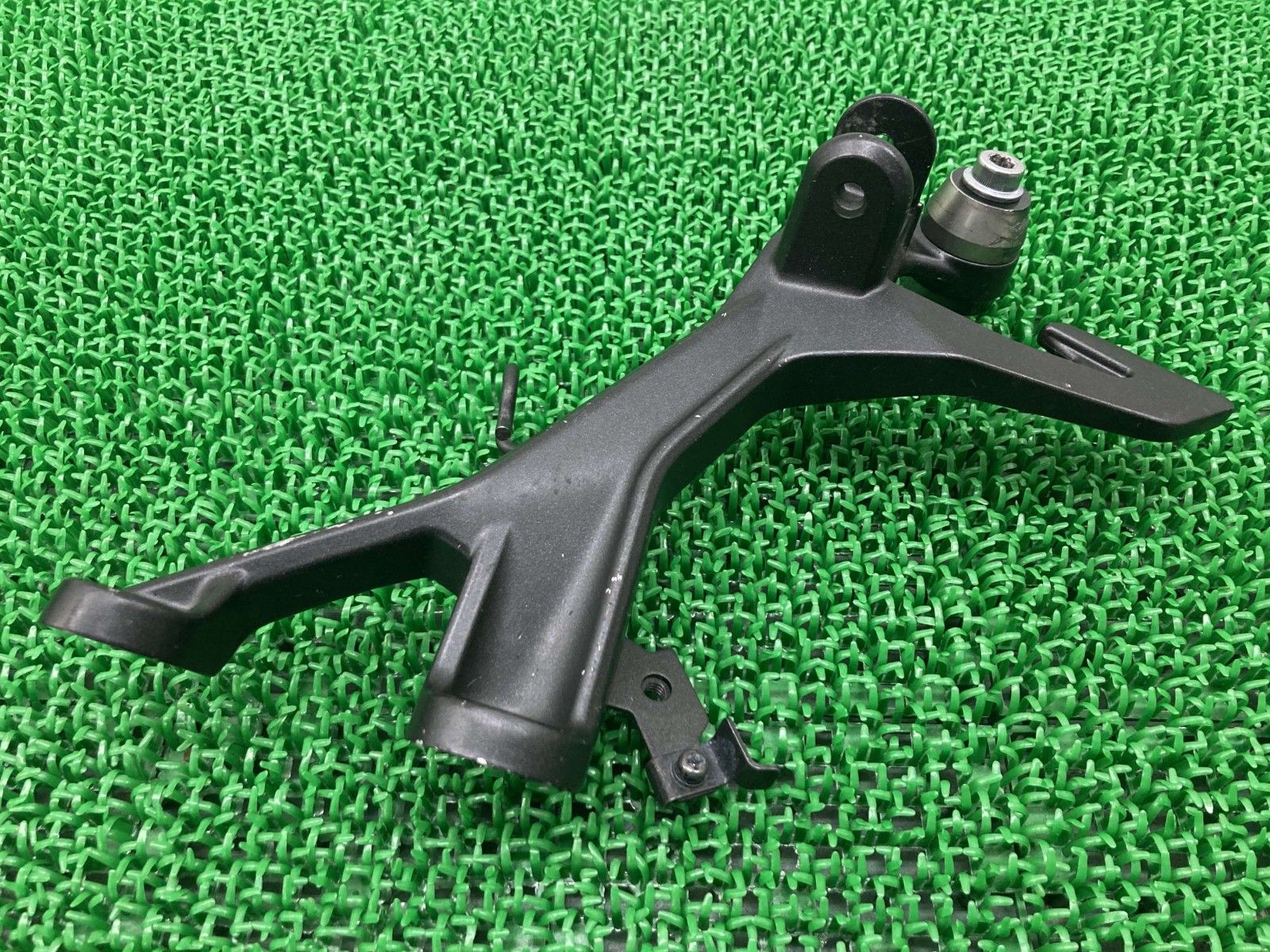 NINJA250 タンデムステップホルダー 右 DSC-1 カワサキ 純正 中古 EX250P EX250Y リアステップ ニンジャ250 曲がり無し bM