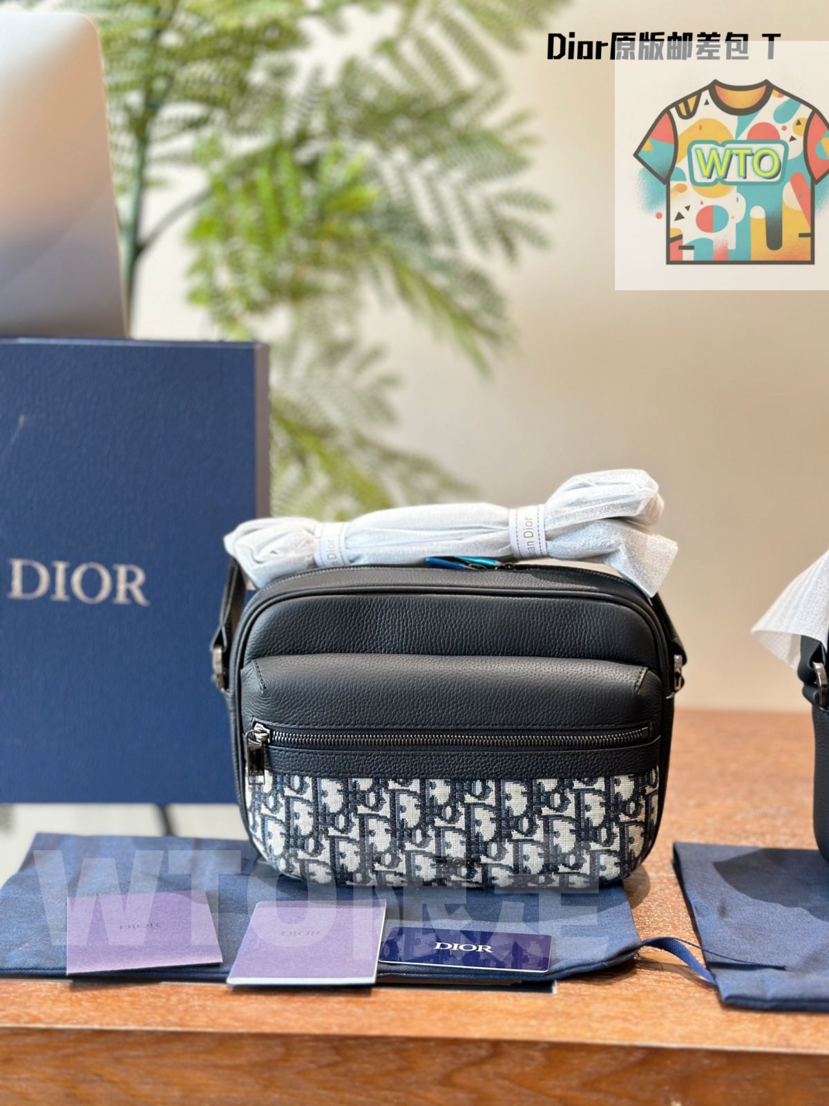 今日特価】DIOR Men's Messenger Bag - ディオール メンズ