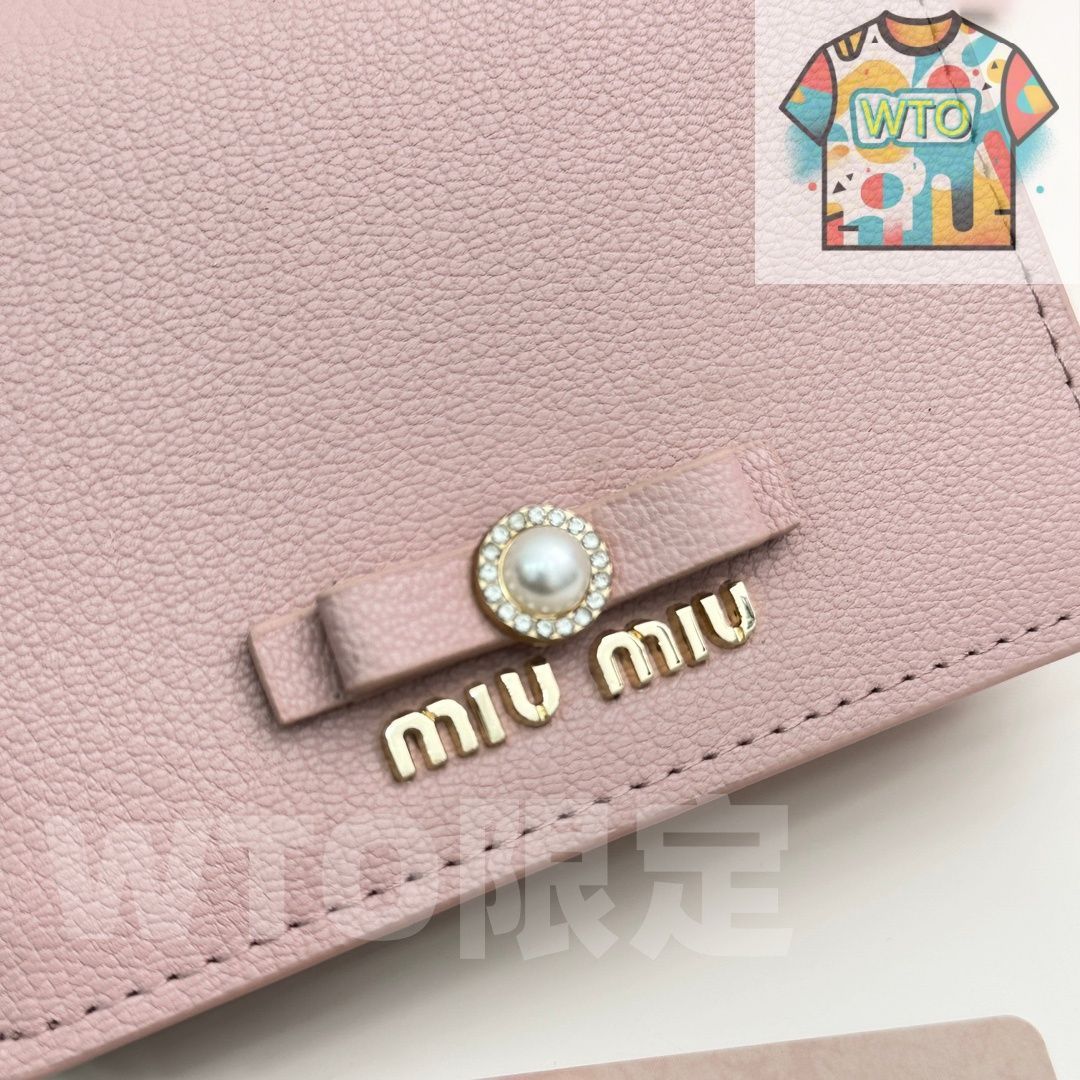 本日限定】?miumiu 最新モデル 5236 マルチカードケース ? 3色展開