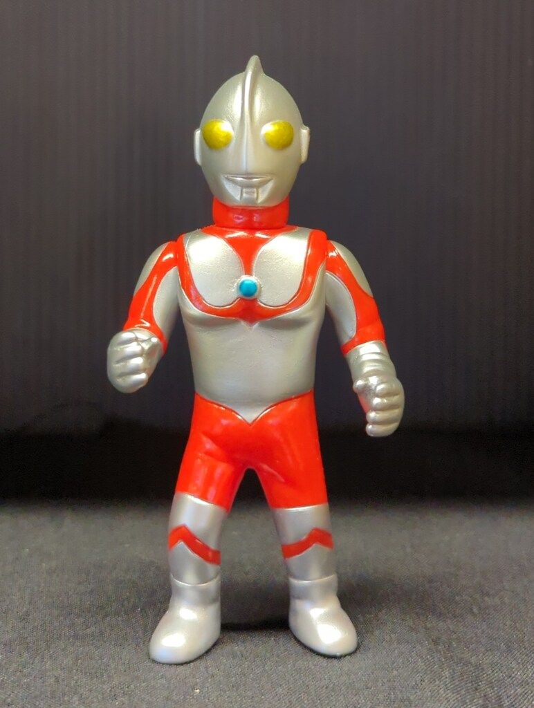 サンガッツ本舗 円谷怪獣総進撃 ウルトラマン - メルカリ