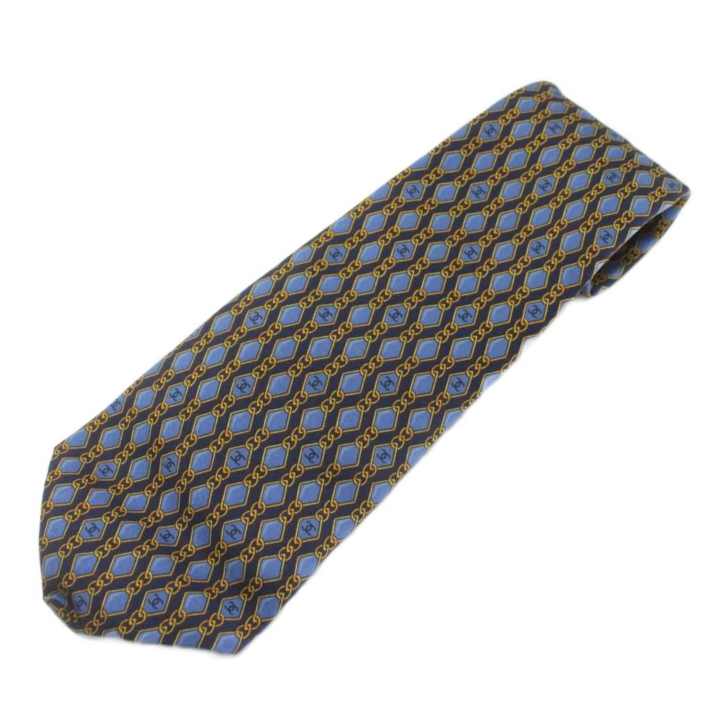 美品 ボッテガヴェネタ ネクタイ イントレチャート ジャガード 高級 光沢感 美品 ボッテガヴェネタ ネクタイ イントレチャート ジャガード 高級 美品　ボッテガヴェネタ シルクネクタイ 総柄 黒 イタリア製　ジャガード