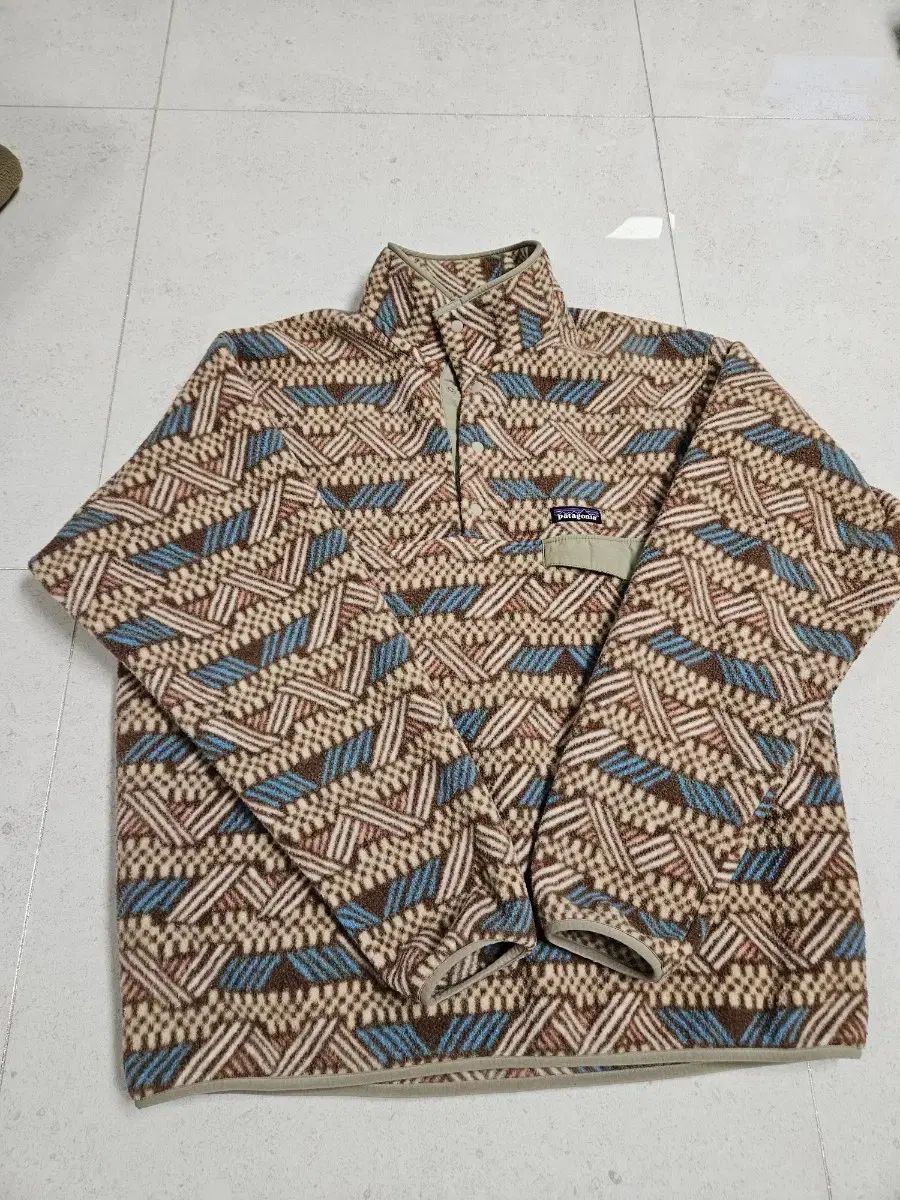 パタゴニア Synchilla L アズテック