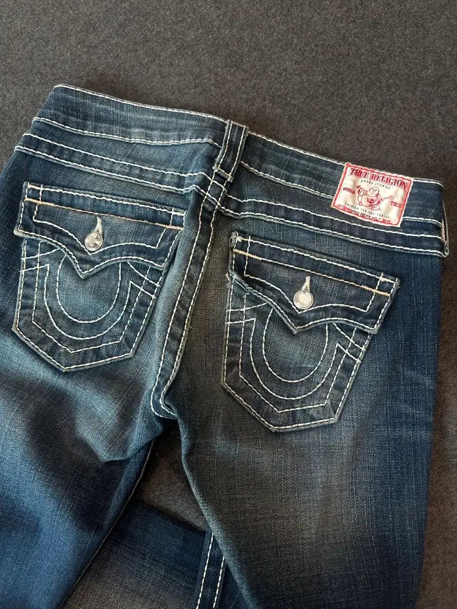 美品 トゥルーレリジョン DISCO BILLY BIG T ブーツカット 27 美品 トゥルーレリジョン DISCO BILLY BIG T ブーツカット 27 希少USA