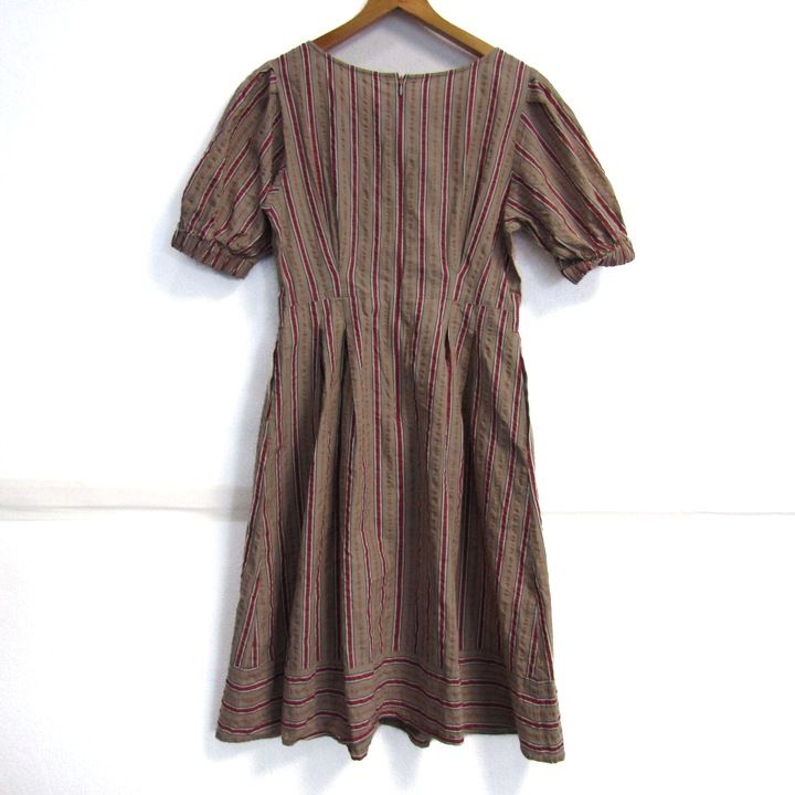 ブルーレーベルクレストブリッジ 新品ベージュ 半袖ワンピース 38 2/2 ブルーレーベルクレストブリッジ 半袖ワンピース トップス ストライプ