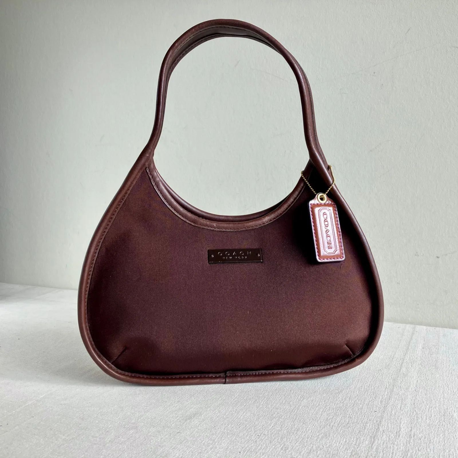 Vintage Coach Neo Mini Ergo Neoprene Bag Dark Brown - メルカリ