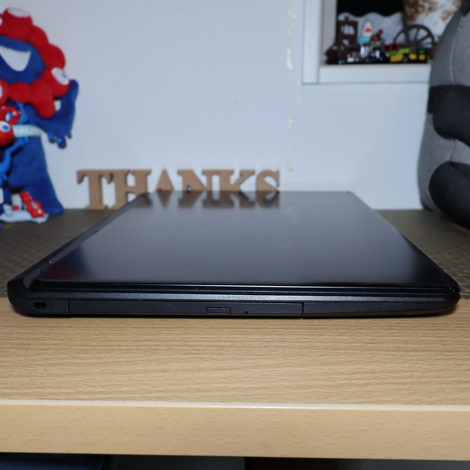 良品！Win11公式対応Corei3/メ8G/新品SSD/DVD/無線/カメラ - メルカリ