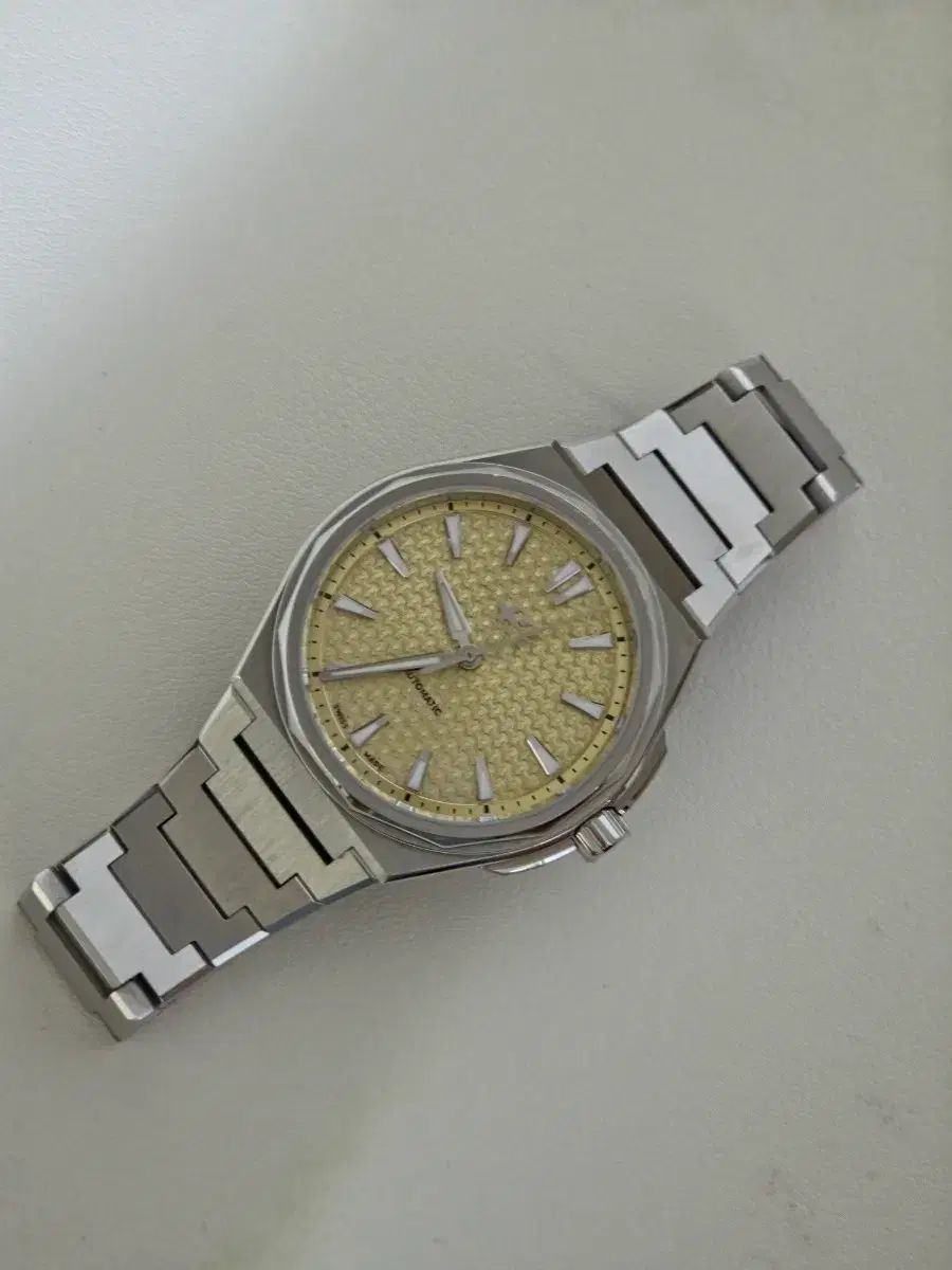 ダート トゥエルブ