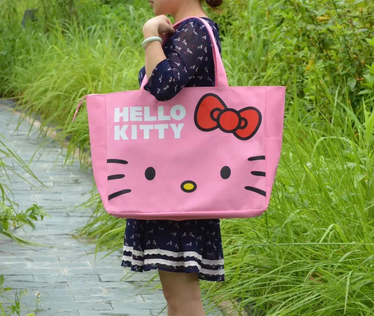 ハローキティ ピンク トートバッグ - メルカリ