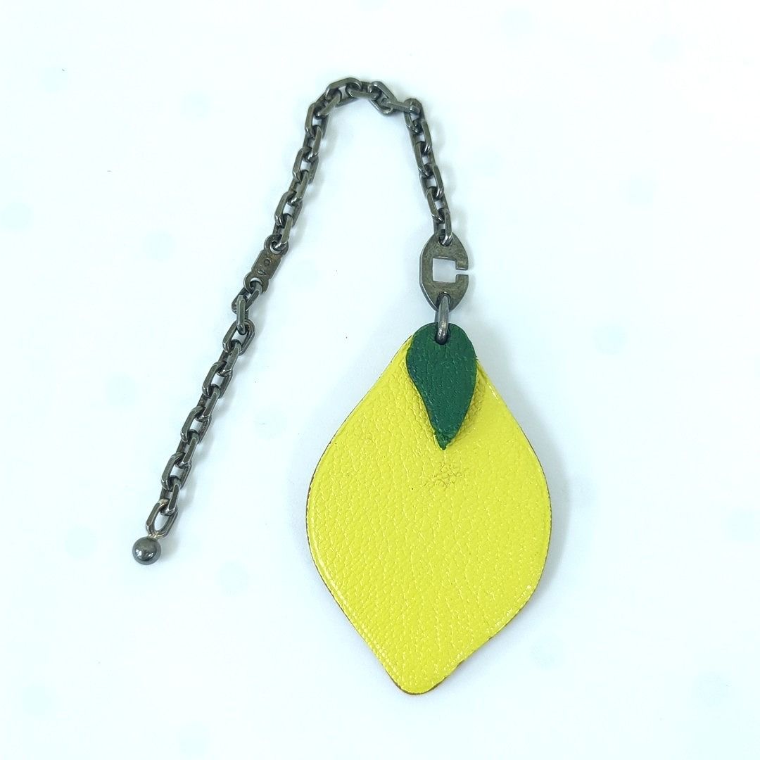 HERMES エルメスフルーツ チャーム キーホルダー シトロン レモン