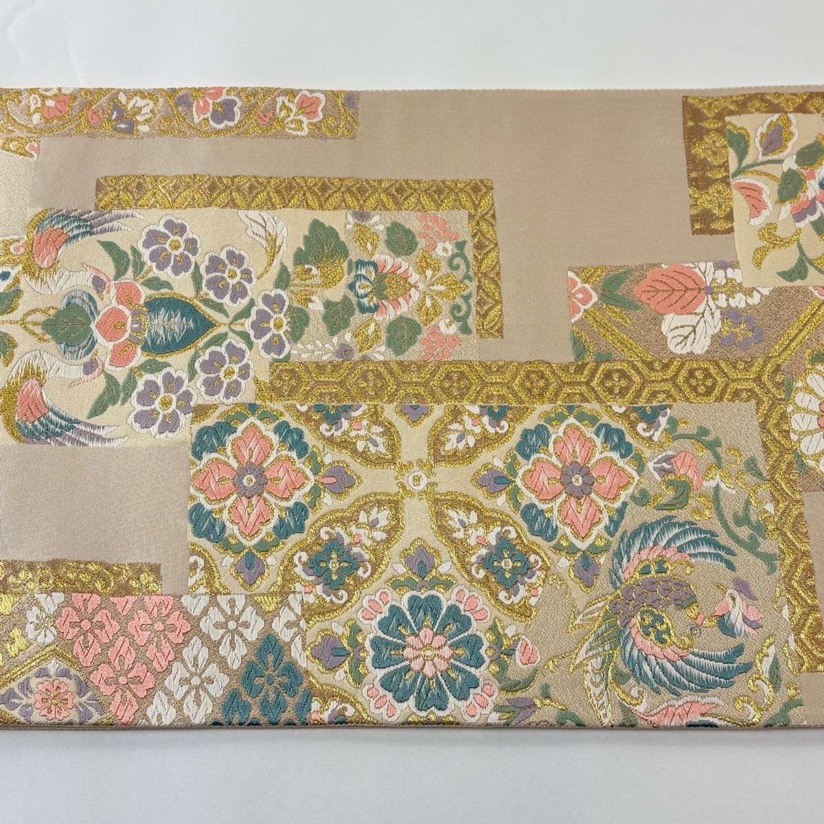 美品】 袋帯 秀品 華文 鳳凰 刺繍 金糸 ベージュ 六通 正絹 【中古