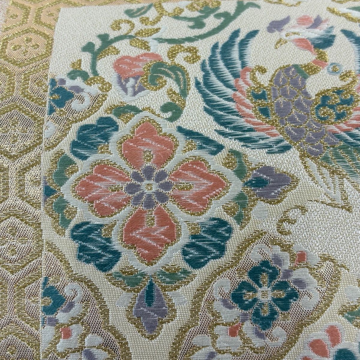 美品】 袋帯 秀品 華文 鳳凰 刺繍 金糸 ベージュ 六通 正絹 【中古