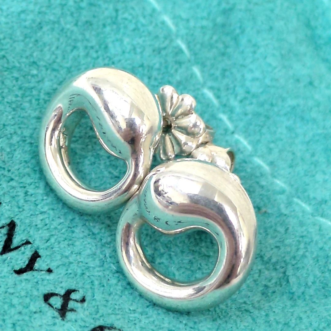 ティファニー エターナル サークル ピアス シルバー925 - メルカリ