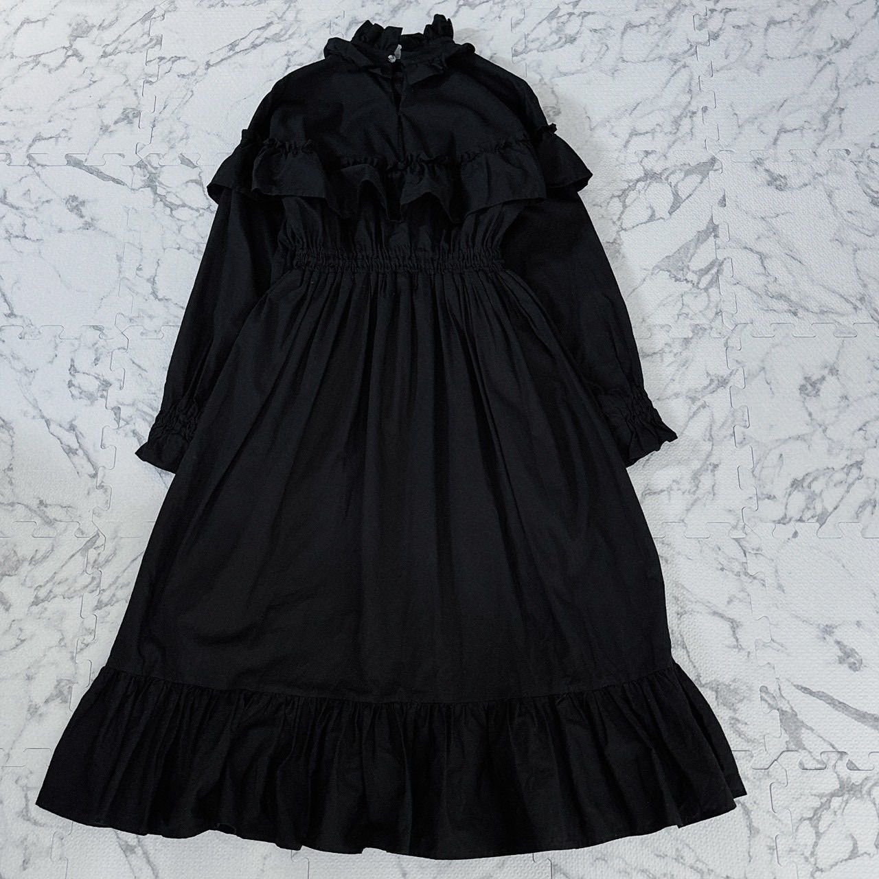 MADARANINGEN マダラニンゲン ブラックワンピース RUFFLES DRESS 刺繍