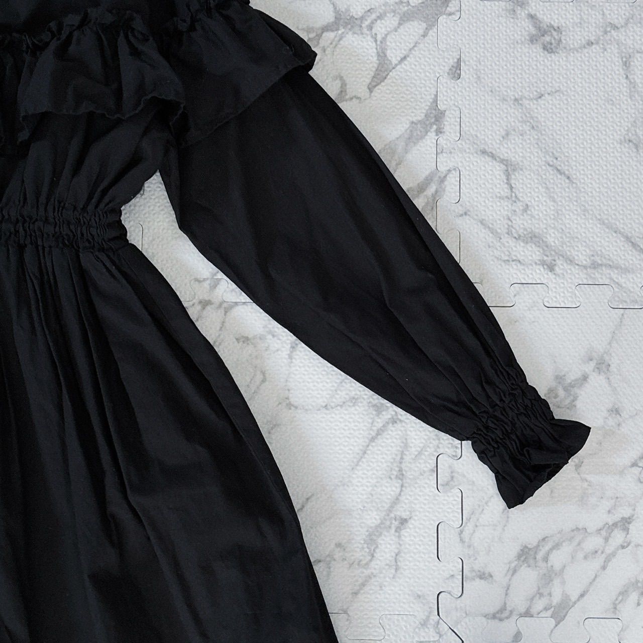 MADARANINGEN マダラニンゲン ブラックワンピース RUFFLES DRESS 刺繍