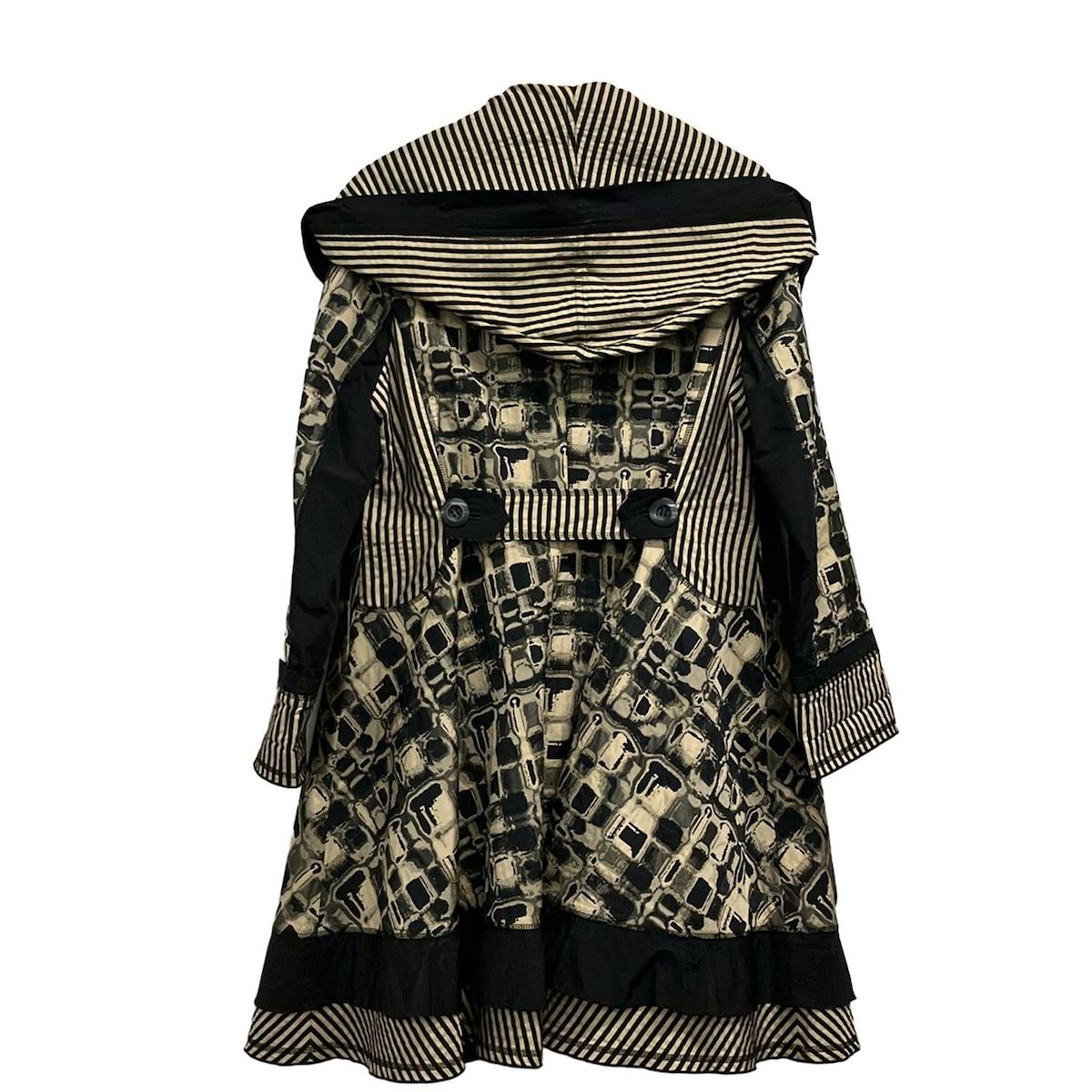 エイココンドウのコート/EIKO KONDO EIKO KONDO(エイココンドウ) コート サイズ42 L レディース美品