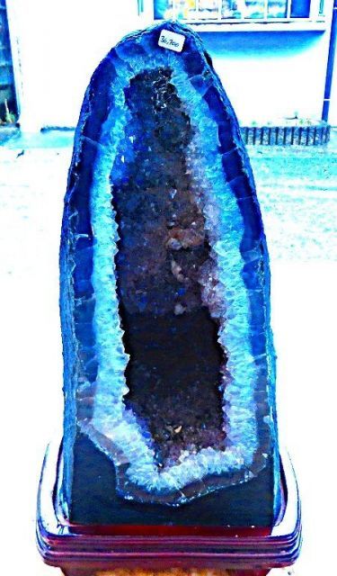 ウルグアイ産☆濃い濃い☆天然水晶宝石☆アメジストドーム超強パワー