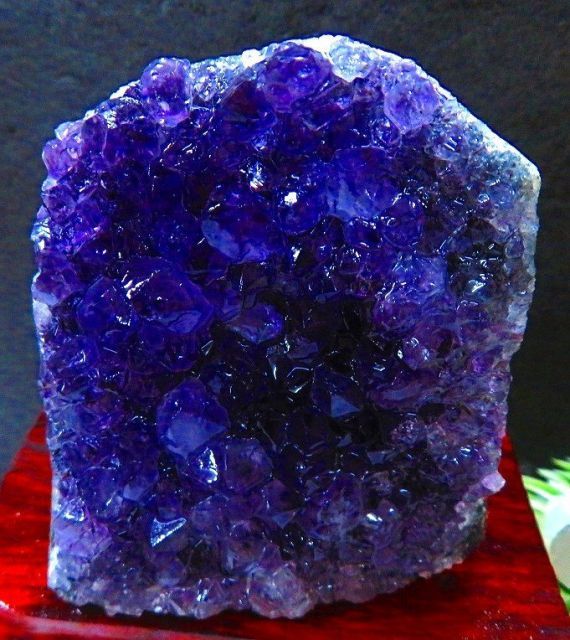 ウルグアイ産☆ 天然水晶☆絶品超濃い濃い超美しい☆アメジスト