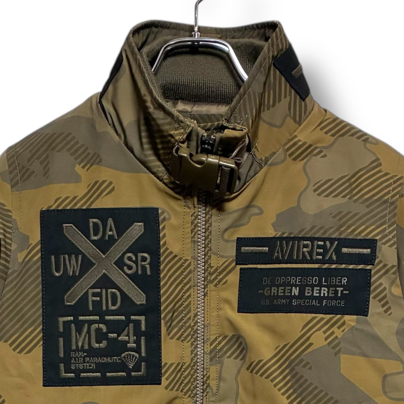 AVIREX アヴィレックス 迷彩 カーキ メンズ アウター ジャケット MA-1