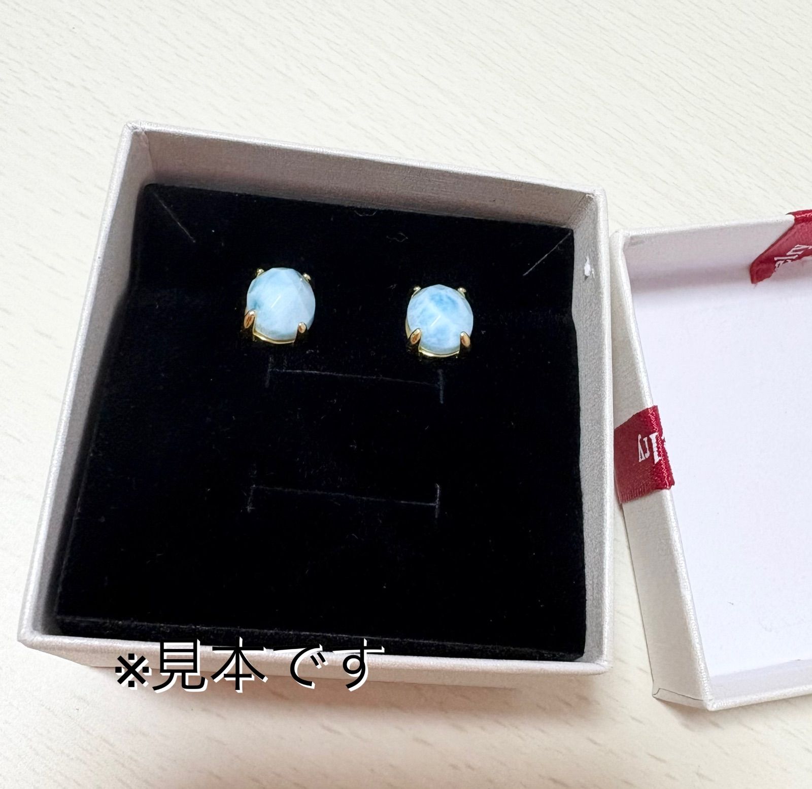 10金 にくきゅうモチーフ ピアス 10 K 刻印有り 肉球 - メルカリ