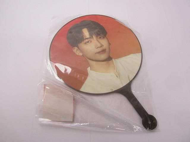 韓流 SEVENTEEN ジョンハン WORLD TOUR BE THE SUN うちわ 中古品