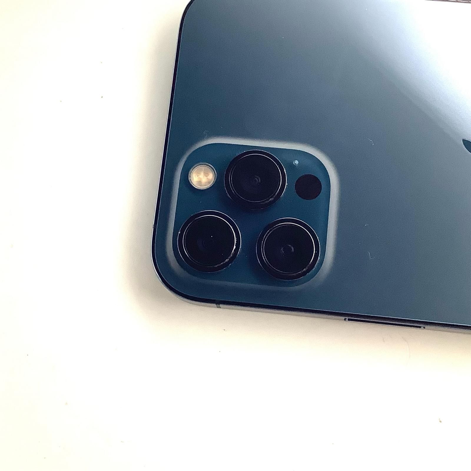 iPhone 12 Pro Max 256GB パシフィックブルー au 白ロム 動作確認済 80