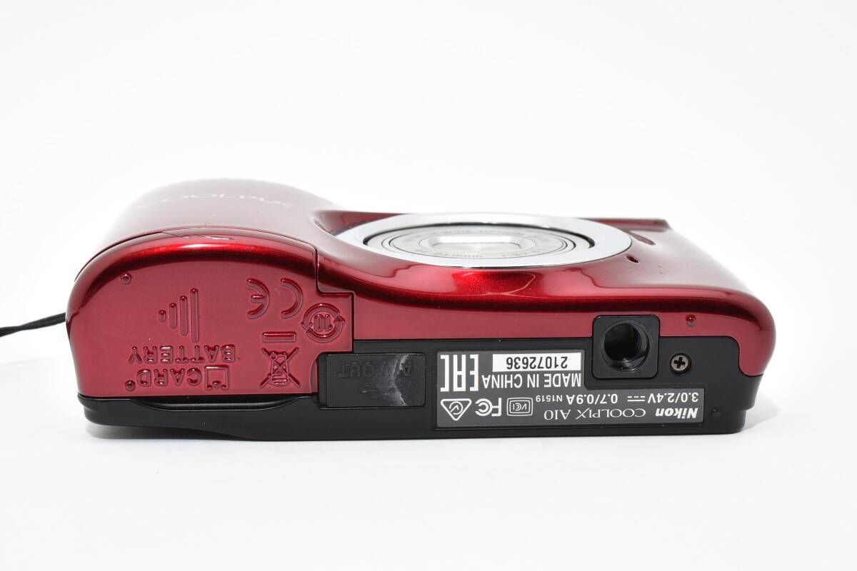 ☆美品☆ニコン Nikon COOLPIX A10 レッド 元箱付き☆ Y775 #4079