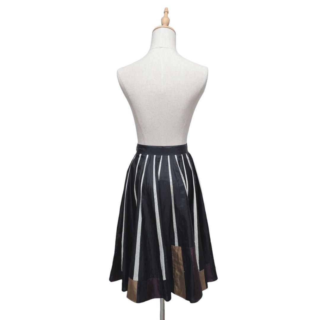 Paul Smith 新品タグ付き ストライプ フレアスカート Paul Smith 新品タグ付き ストライプ フレアスカート