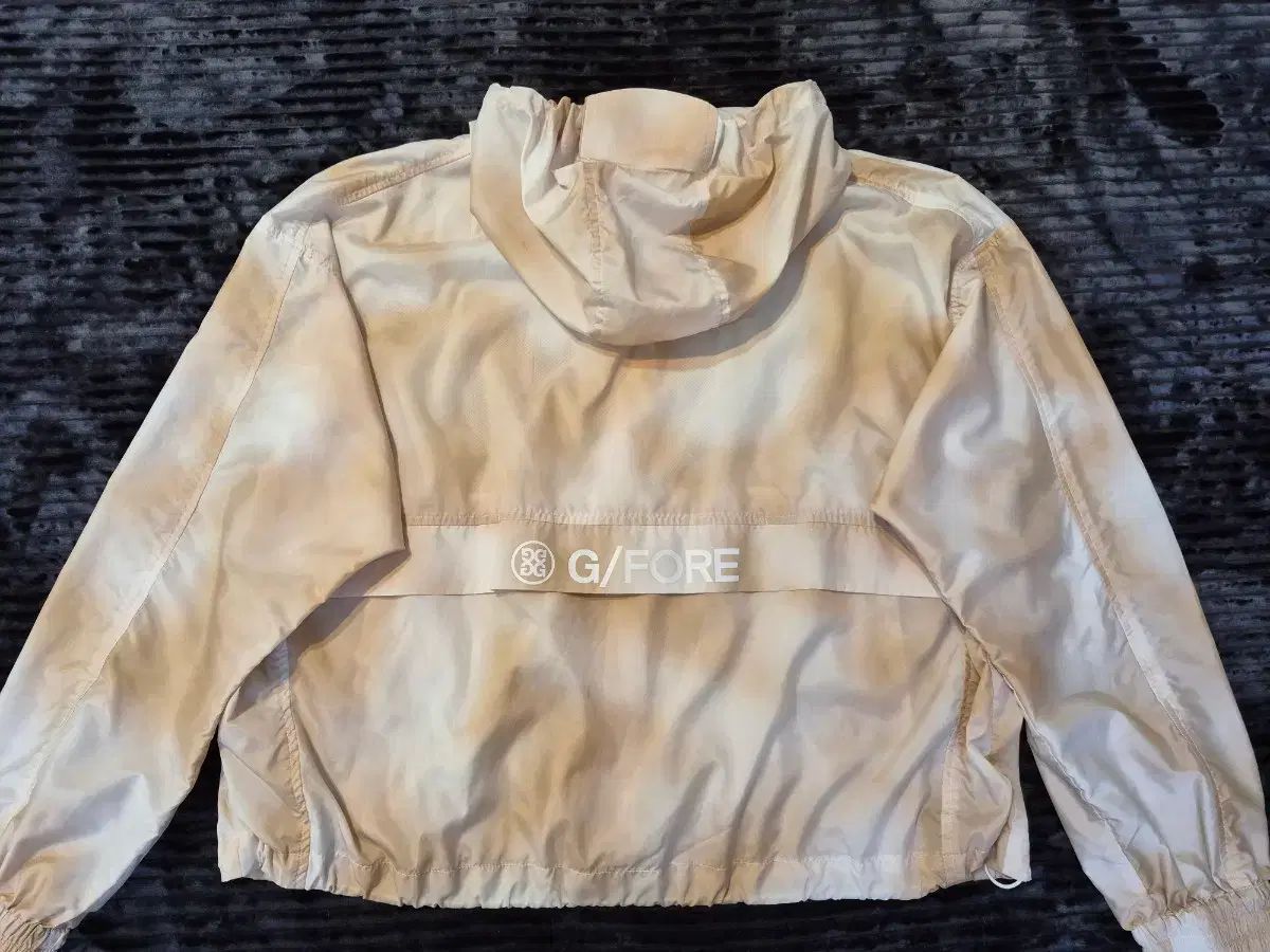 韓国国内正規品 G FORE(ジーフォア) ゴルフ レディース フード ジップ