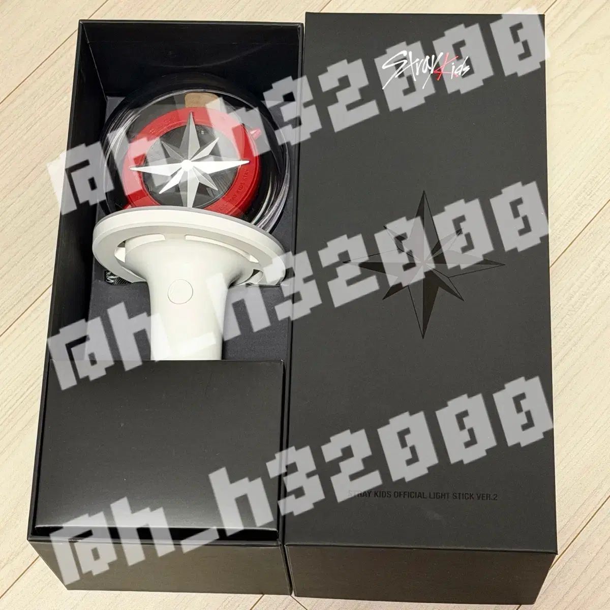 Stray Kids(ストレイキッズ・スキズ・SKZ) ペンライト Ver. 2 - メルカリ
