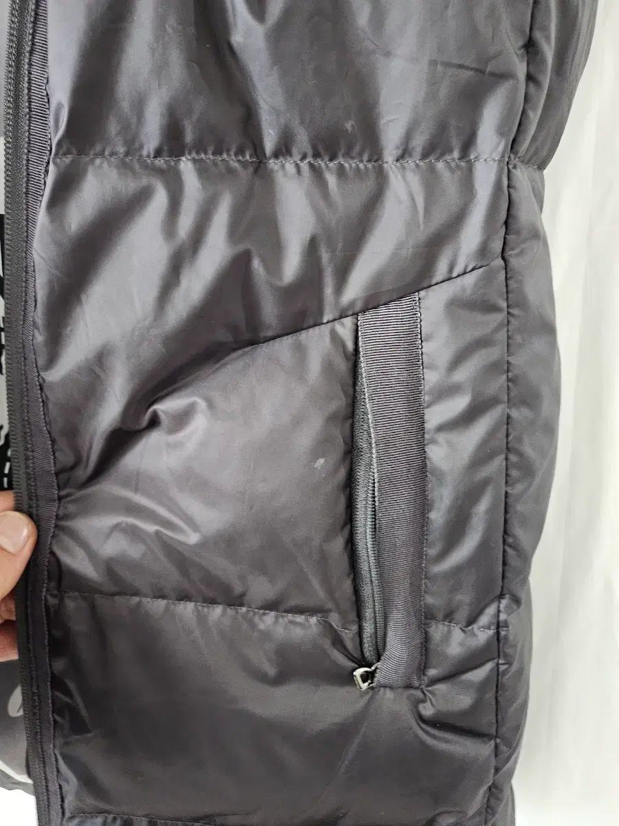 エル　BOGNER　ボグナー　ダウンベスト BOGNER(ボグナー) レディース グース ダウン ベスト 95 - メルカリ