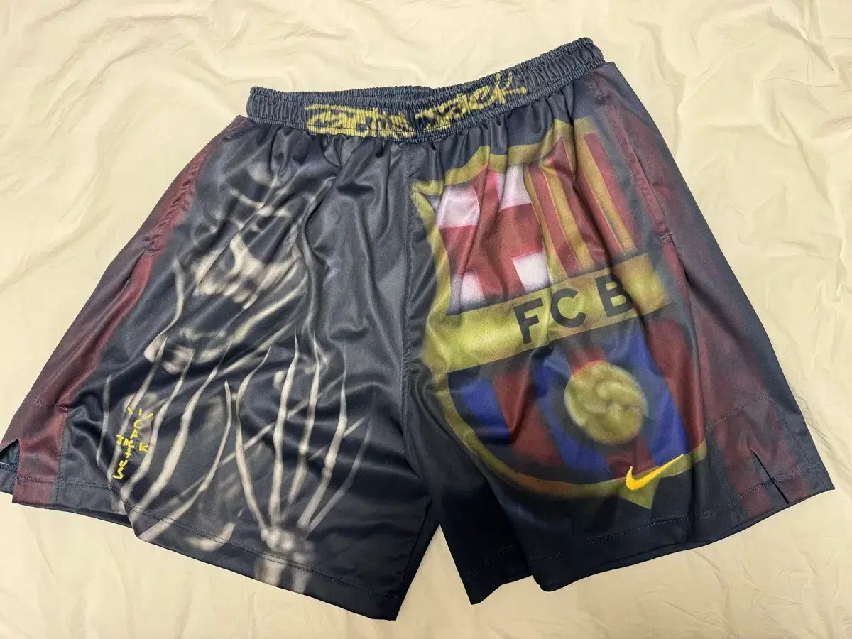 NIKE FCバルセロナ × トラヴィス スコット スケルトン ホーム ショーツ