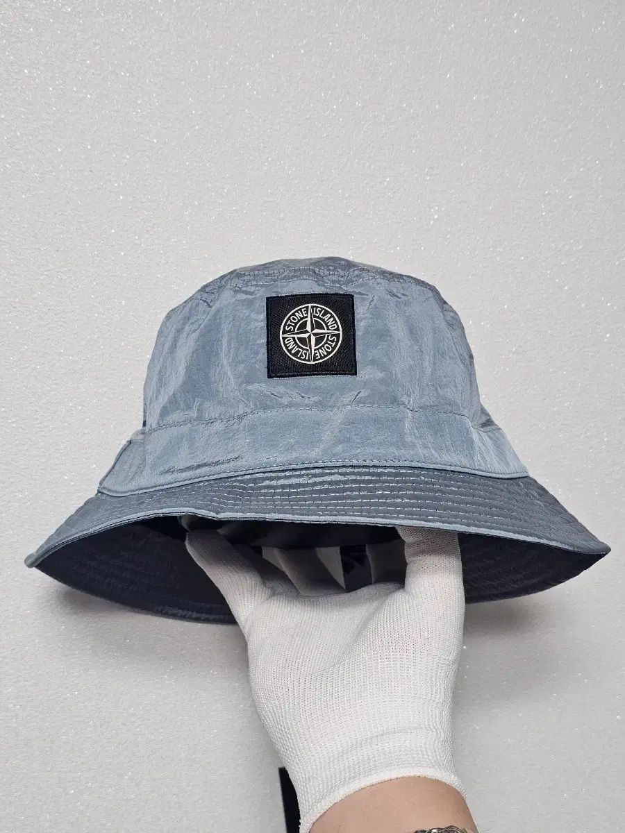ストーンアイランド ナイロン メタル バケットハット (新品) - メルカリ