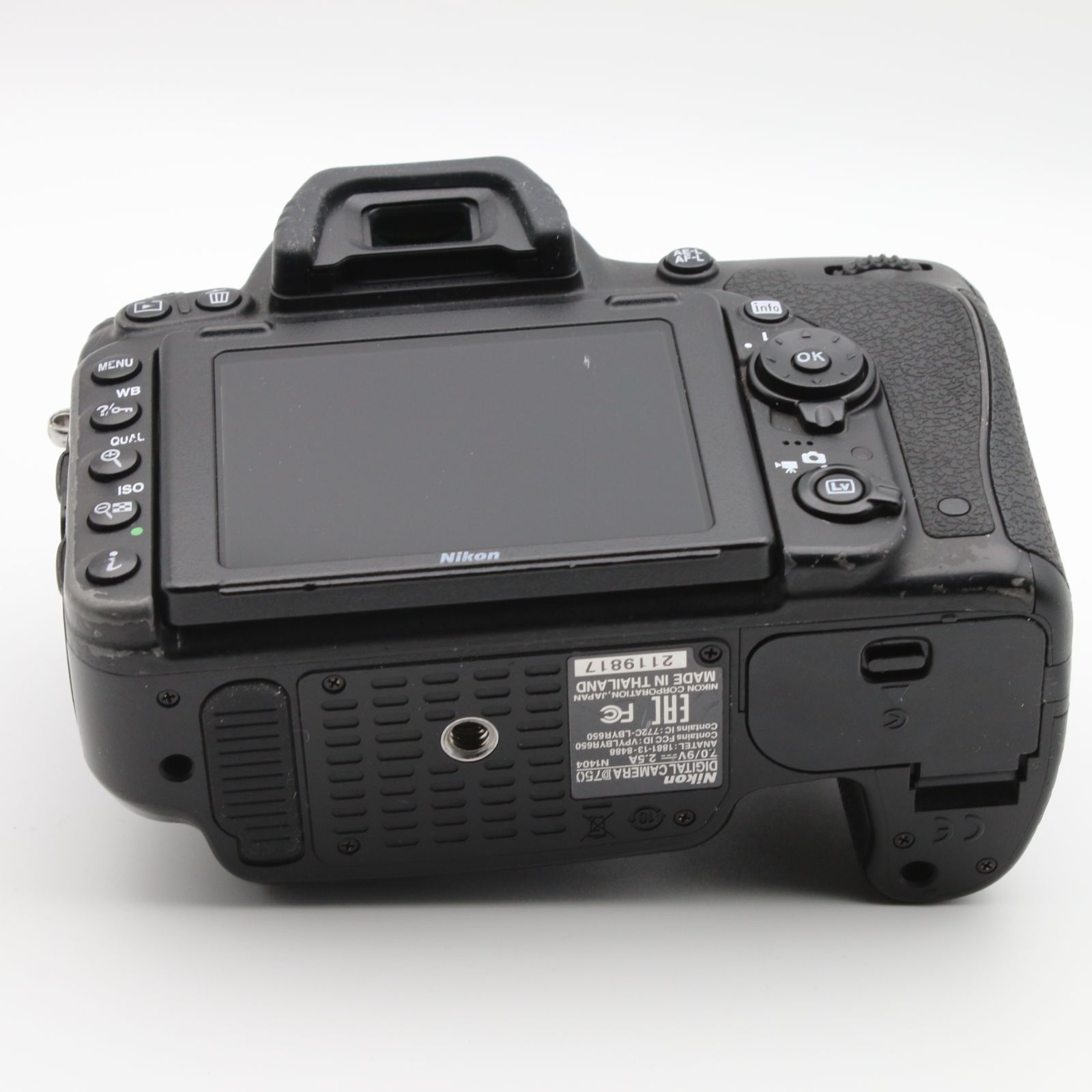 実用品】Nikon D750 ボディ フルサイズ デジタル一眼レフ - メルカリ